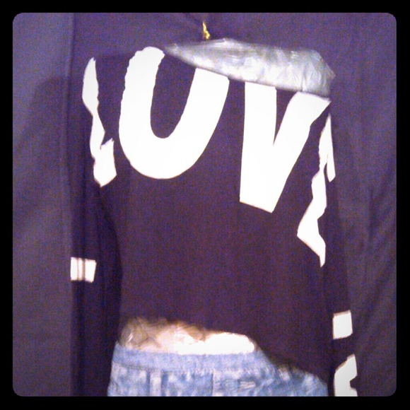 "LOVE YOU" off the shoulder, asymmetric shirt - Picture 1 of 4
