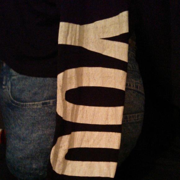 "LOVE YOU" off the shoulder, asymmetric shirt - Picture 3 of 4