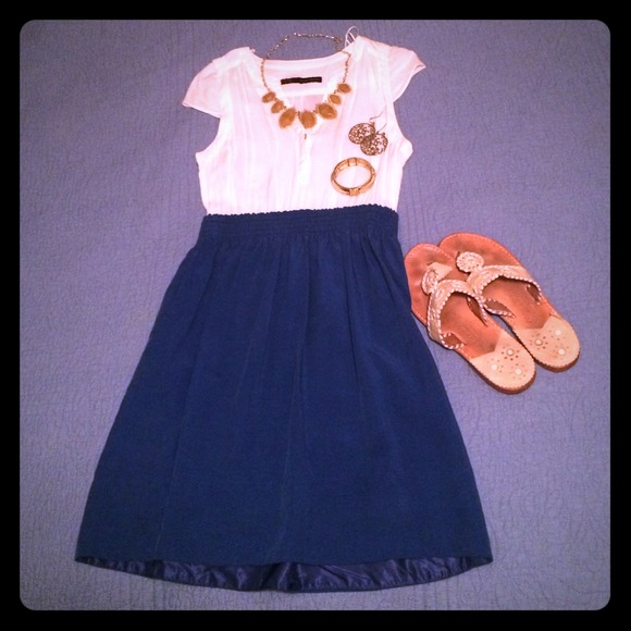 Zara - blue & white dress