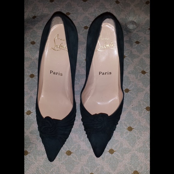 Size 35 Christian louboutin in new condition.