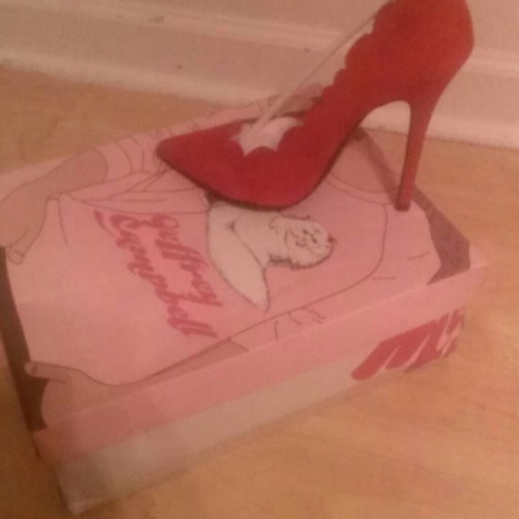 Jeffrey Campbell Scallopini