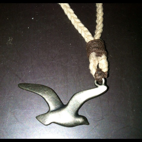 HOLLISTER NEW MEN NECKLACE FINAL OFFER💗