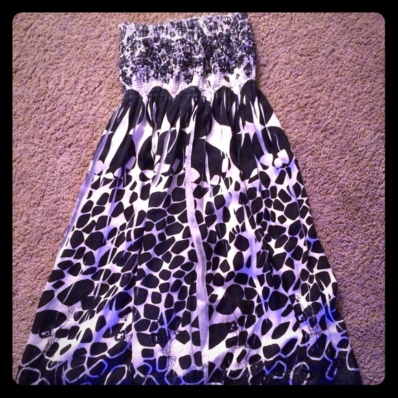 Black and white tube dress