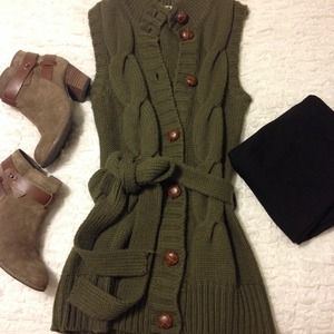 F21 Olive Cable Knit Sweater Vest