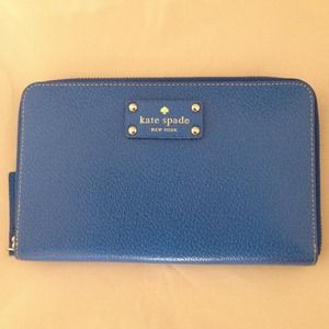 Kate Spade Wellesley Travel Wallet (Blue)