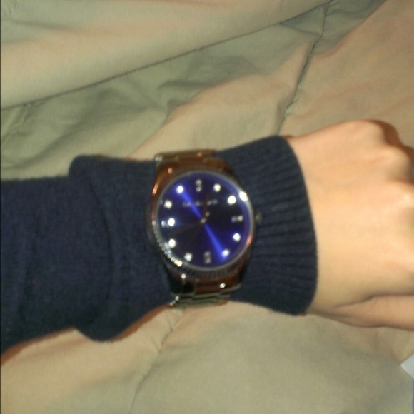 Mk watch - Picture 2 of 4