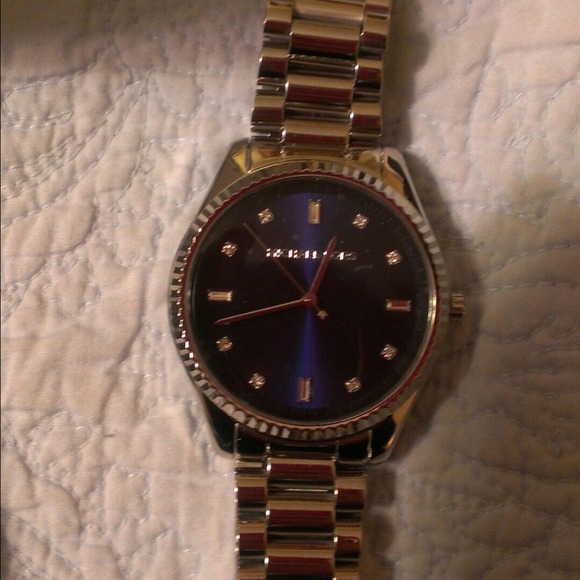 Mk watch - Picture 4 of 4