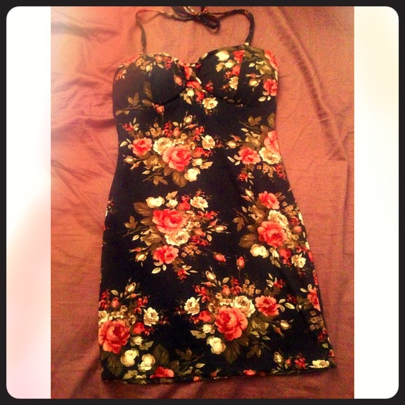 Navy blue vacation mini dress! 🌹