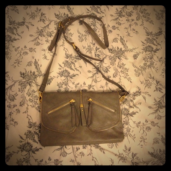 Urban Expressions Handbags - Urban Expression Zipper purse/clutch