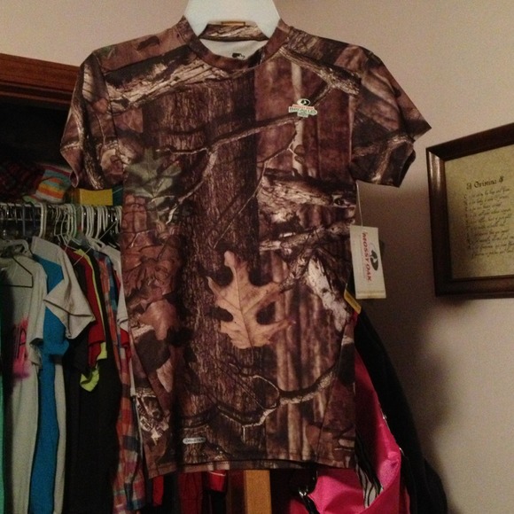Camouflage mossy oak compression shirt