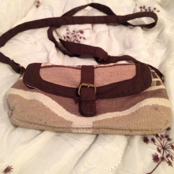 Cross body bag - Picture 2 of 3