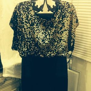 Tahari  Arthur S Levine 10