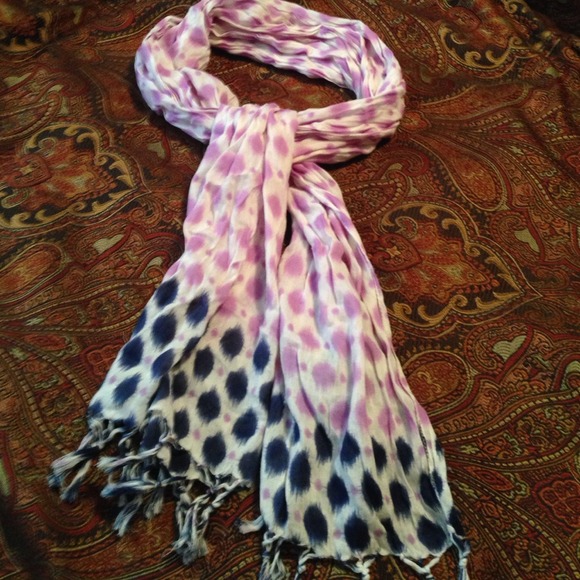 AE tie dye scarf