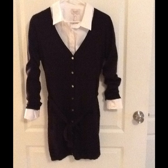 ❌SOLD❌NWT BCBG Maxazria black belted cardigan