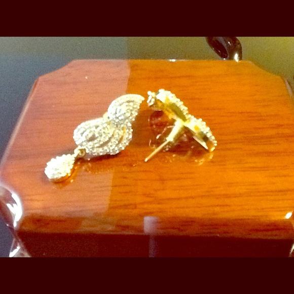 Earings