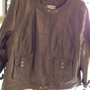 Bronze moto jacket 🌺reserved🌺