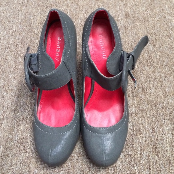 💥Girly Mary Jane Pumps💥