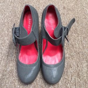 💥Girly Mary Jane Pumps💥