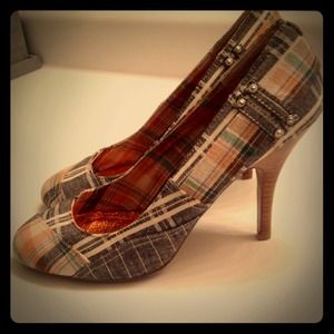 Grey, white, and orange checkered heels.