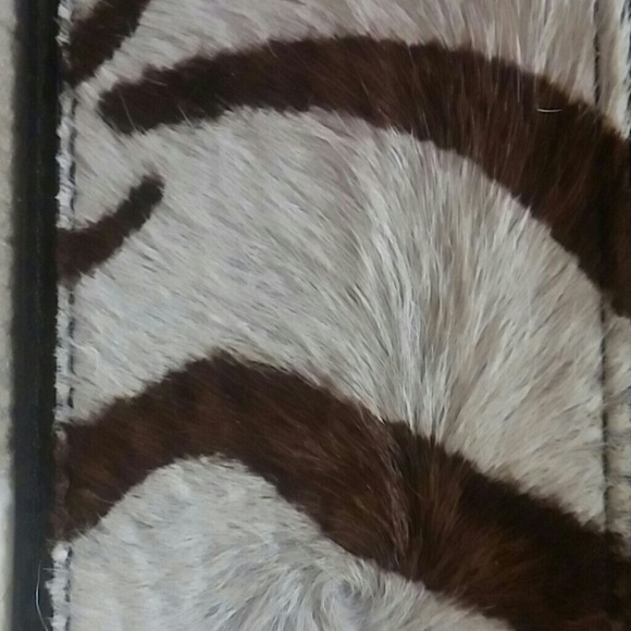 Zebra belt