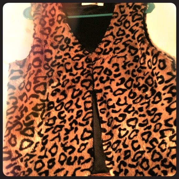 Purrrfect Cheetah Fur Vest - S/M