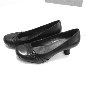 Black heels