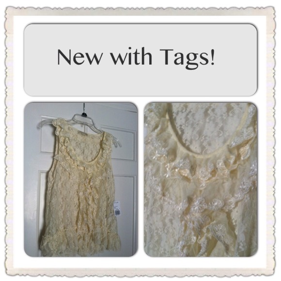 Forever 21 Lace Top NWT! - Picture 1 of 3