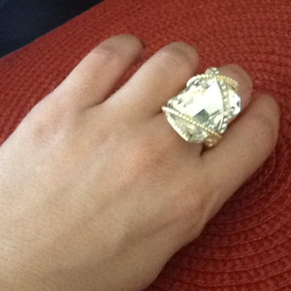 Gold crystal ring