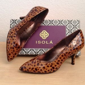 Isola pumps