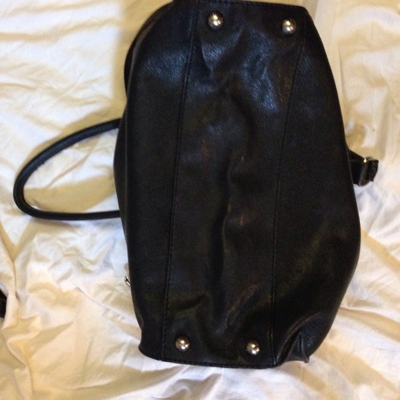 Sold !!!! Michael Kors Hamilton handbag - Picture 3 of 4