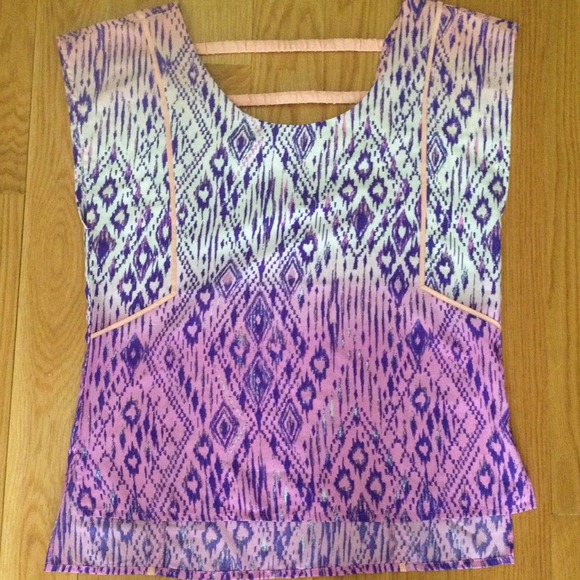 tribal pattern mini high low satin blouse - Picture 1 of 2