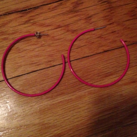 Pink hoops - Picture 1 of 1