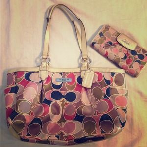Gently used Coach handbag and matching wallet!