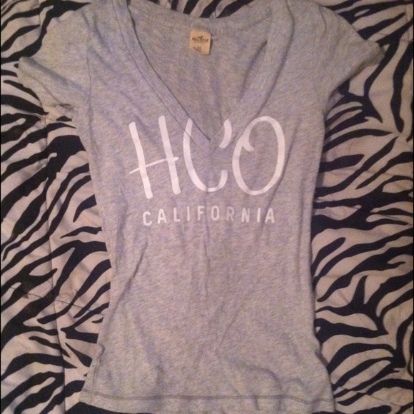 Grey hollister v neck