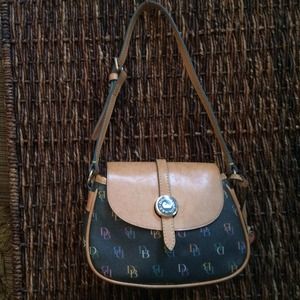 Dooney & Bourke purse