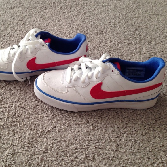Brand new in the box woman's Nike shoes