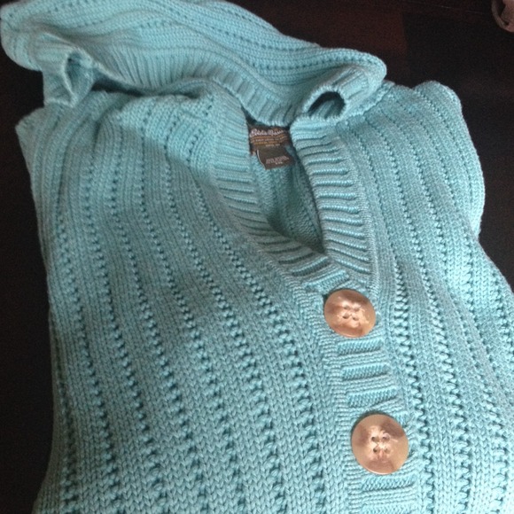 Eddie Baurer cable knit sweater. Plus size