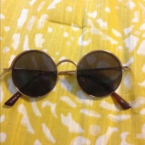 Urban outfitters round sunglasses