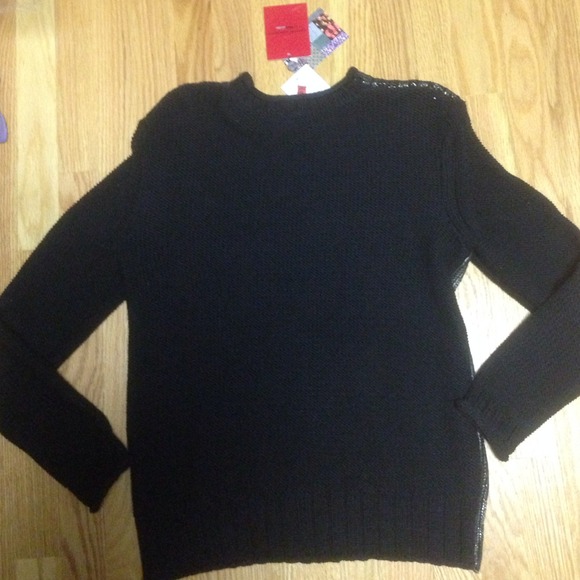 SOLD. Narciso Rodriguez Sweater M - Picture 2 of 4