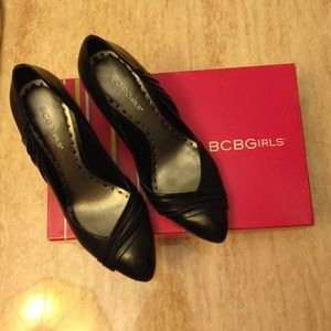 BCBG Shoe