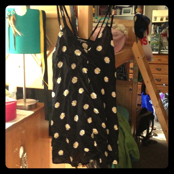 SOLD!!! Daisy Selda