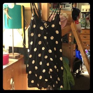 SOLD!!! Daisy Selda