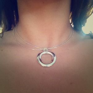Silver pendant necklace