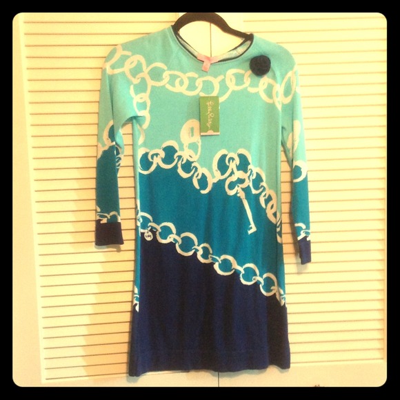 Lilly Pulitzer - Picture 1 of 2