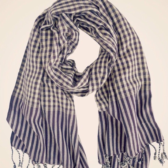 Accessories - Traditional Cambodian Plaid Scarf