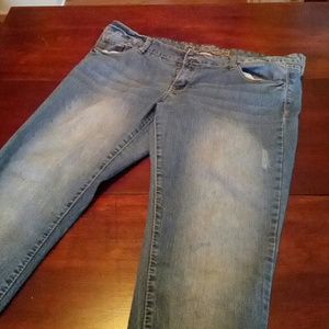 Rue 21 13/14S light denim jeans