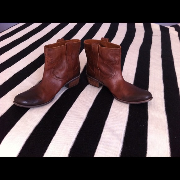 Sold - Picture 2 of 4