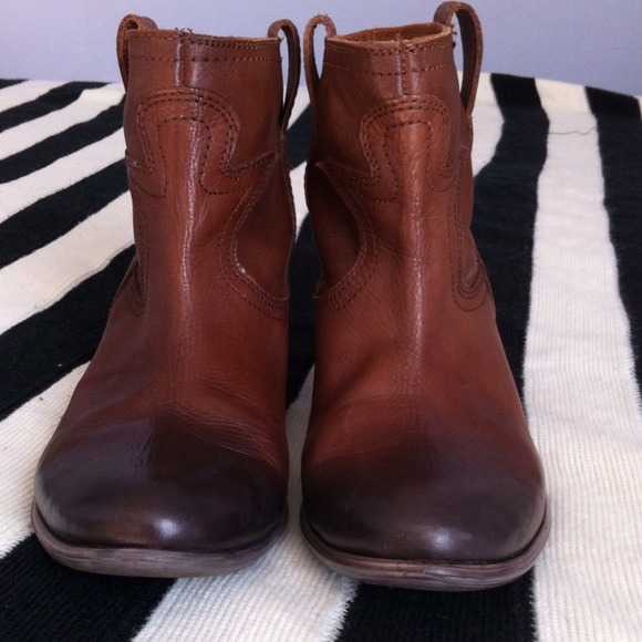 Sold - Picture 3 of 4