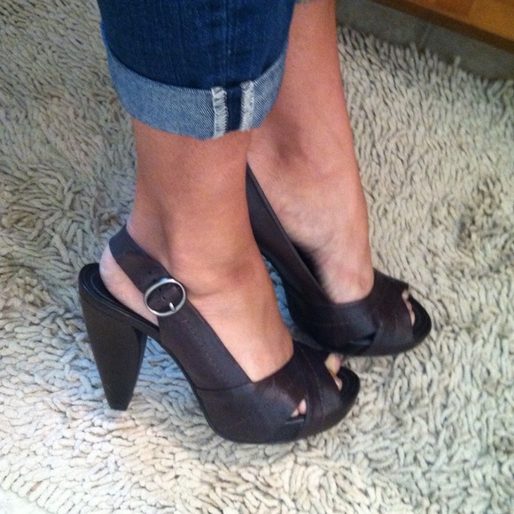 Brown Gianni Bini shoes