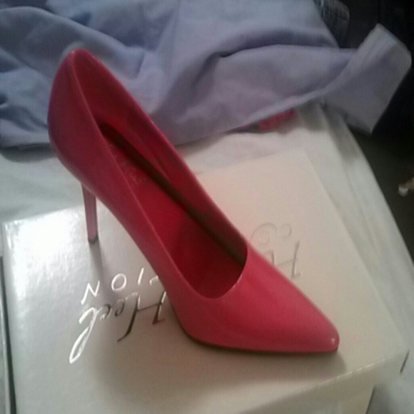 Brand new highest heel collection fuchsia pumps*** - Picture 1 of 2